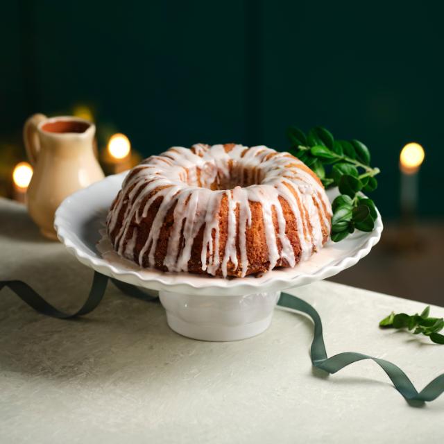 Mehevä appelsiini-unikonsiemenkakku