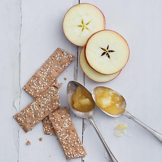 Caramel-flavoured apple jam