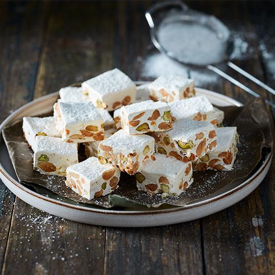 Ranskalainen nougat pähkinöillä