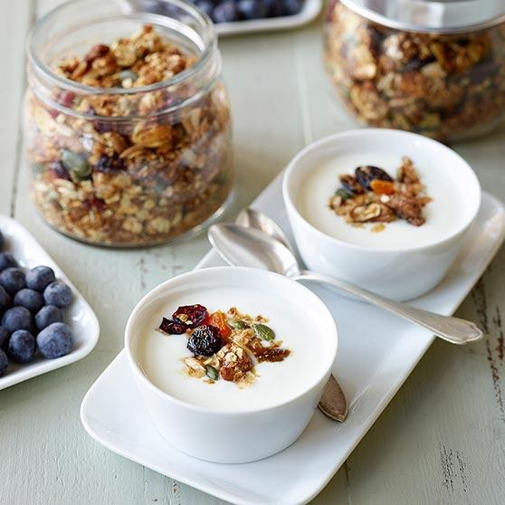 Granolan ohje aamupalalle Dansukker