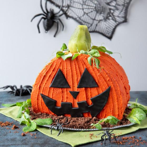 Käännetty Halloween-kakku