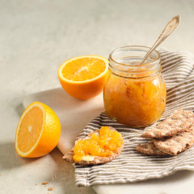 Appelsiini-aprikoosimarmeladi